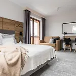 Tylickie Wzgorze & Wellness - Basen, Sauna, Silownia, Atrakcje Dla Dzieci