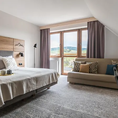 Tylickie Wzgorze & Wellness - Basen, Sauna, Silownia, Atrakcje Dla Dzieci Vendégház